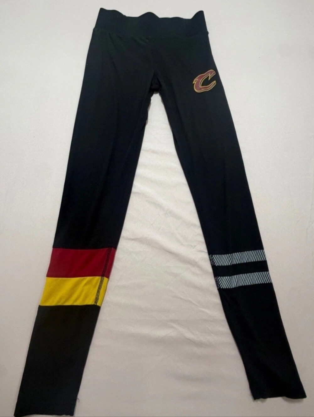 UNK NBA Cleveland Cavaliers Black Athletic Leggings Small.